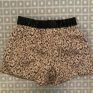 SALE • MUST GO • MAJE women’s Pink Fauvisme Leopard Lurex Jacquard Shorts